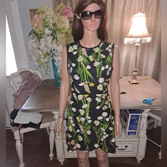 Victoria Beckman dress, size m - Picture 2 of 8